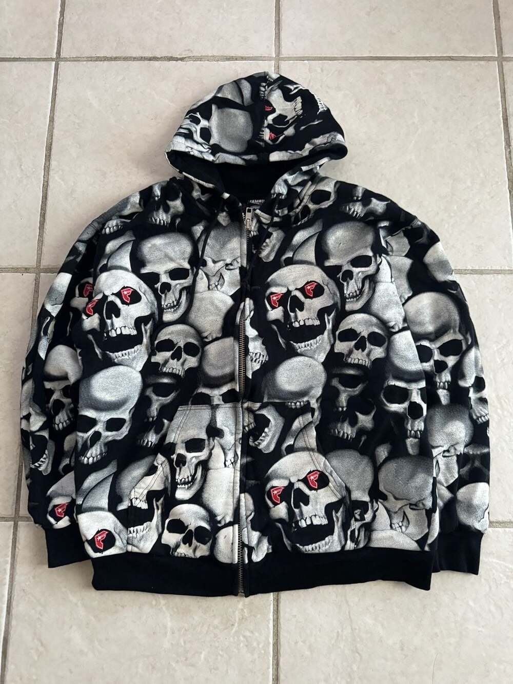 Famous Stars and Straps All Over Skull Print (AOP) Zip-Up Hoodie